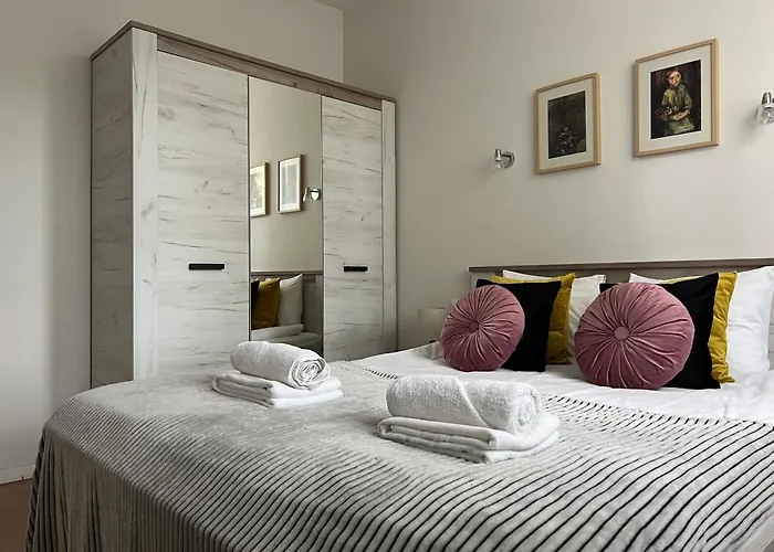 Old Town Residence Bis